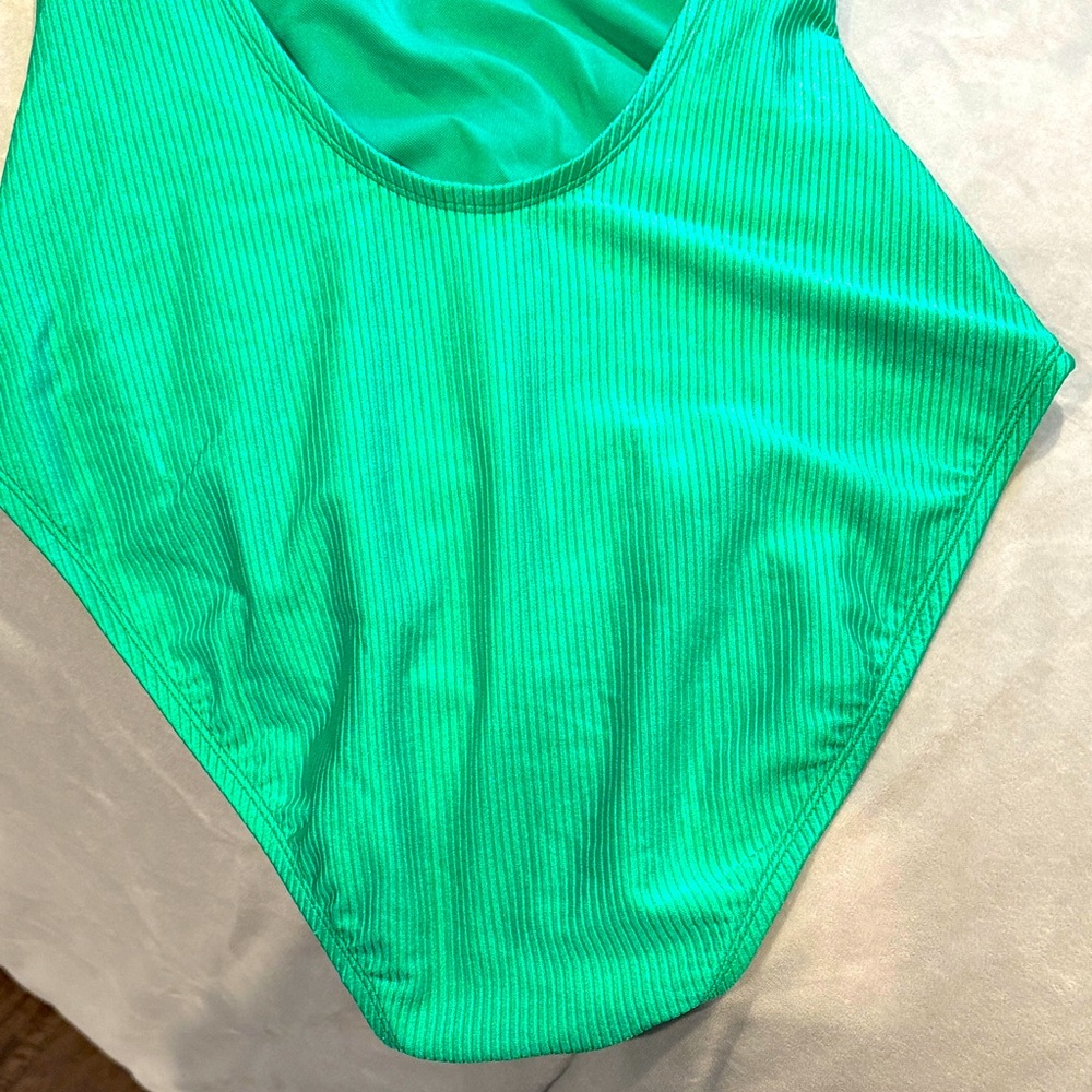 Lilly Pulitzer Kelly Green Swimsuit, Size 10, EUC - Picture 4 of 4